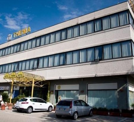Hotel Thema Rocca San Giovanni Zewnętrze zdjęcie